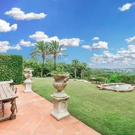 Villa Espaciosa En Sotogrande